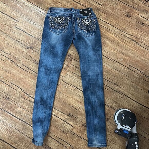 Size 25 Miss Me Skinny Jeans - Picture 2 of 4